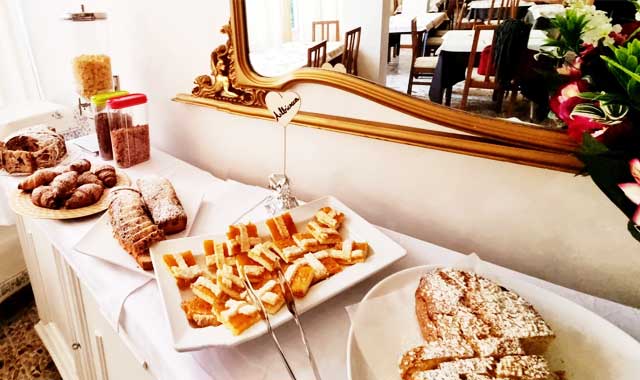 Bed and Breakfast colazione Hotel Anny Cervia