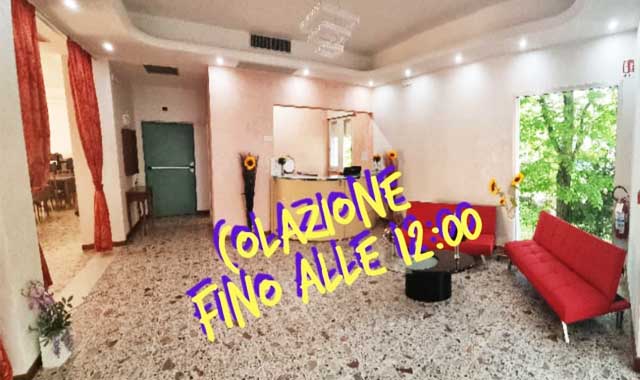 Colazione fino alle 12:00 am all'Hotel Anny Tagliata di Cervia